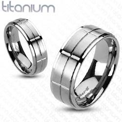 Titanium ring i blokmønster
