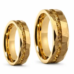 Aurelio – PVD-forgyldt tungstenring i 6 eller 8 mm