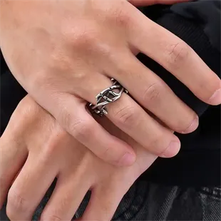 Herrering til mænd i oxyderet rustfrit stål