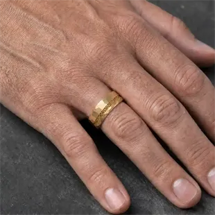 Aurelio–PVD forgyldt tungstenring