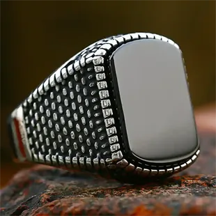 Brazer herrering med stor onyx