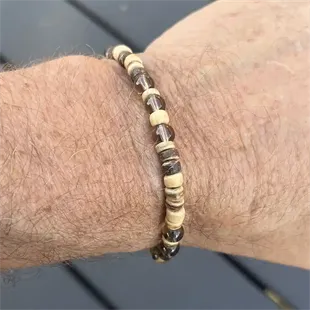 Perlearmbånd med kokos og quartz sten – 6 mm (ca. 20 cm)