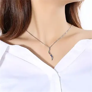 Pride Wave halskæde i rustfrit stål med regnbuefarvede sten – LGBT+ smykke