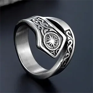 Herrering i 316L rustfri stål med nordisk stjernesymbol