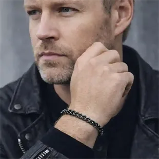 stålarmbånd til mænd