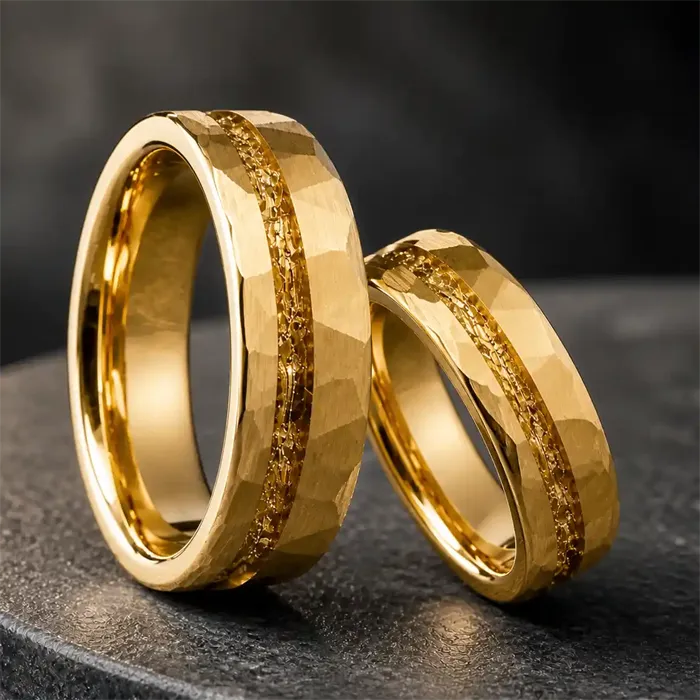 Aurelio - PVD-forgyldt tungstenring i 6 eller 8 mm